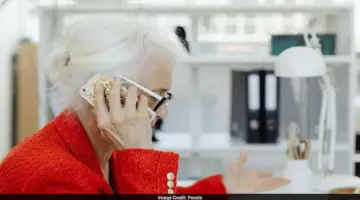 عائلة صينية تستعين بابن “أفاتار” للتحدث إلى أمهـا.